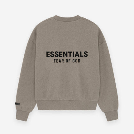 Essential Classic Crewneck Sweatshirt